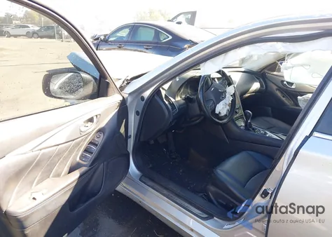 2015 Infiniti Q50 Premium из США, поврежденный, VIN JN1BV7AP9FM340105